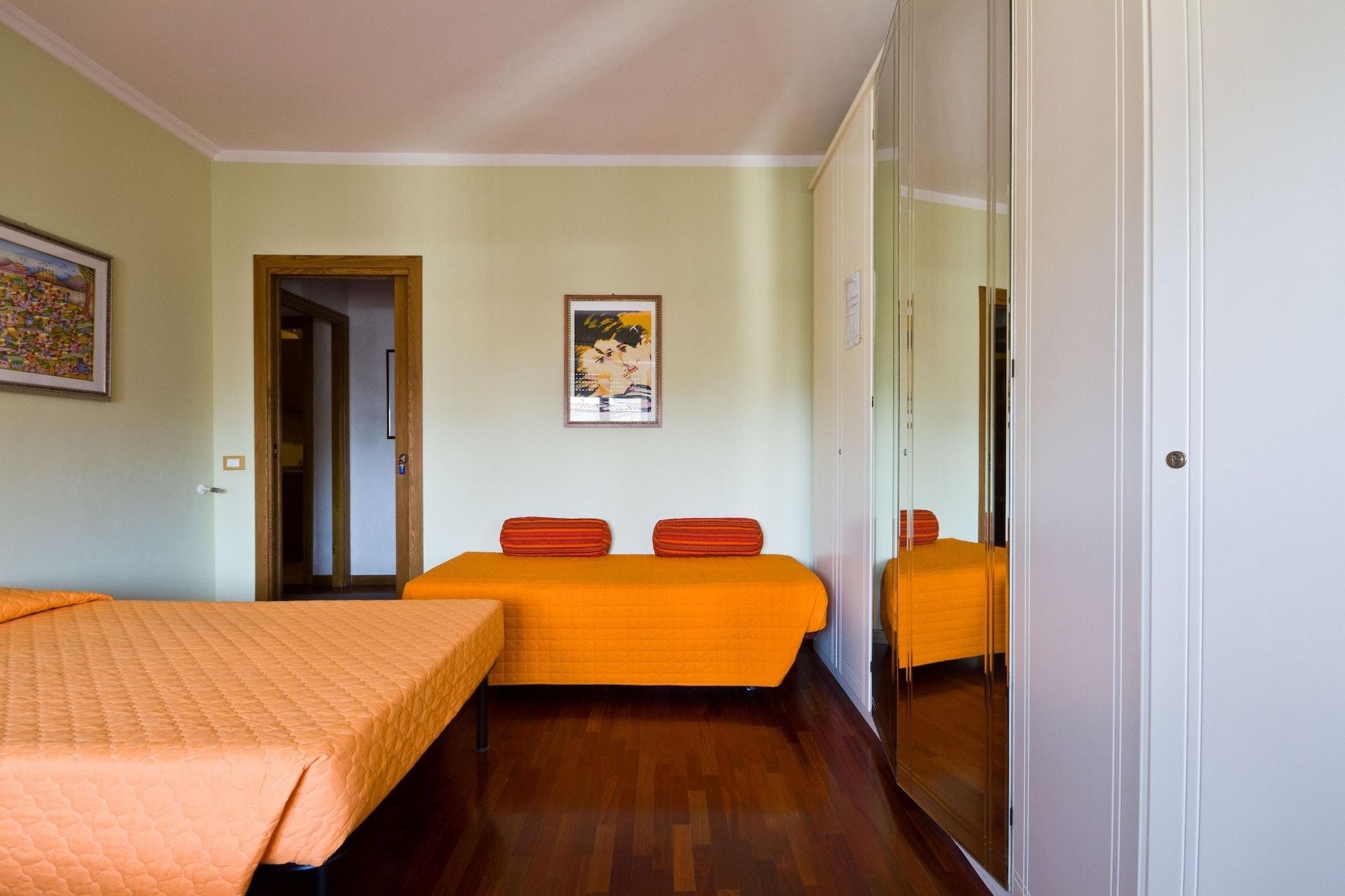 Appia Davila25 Couette-café 3*